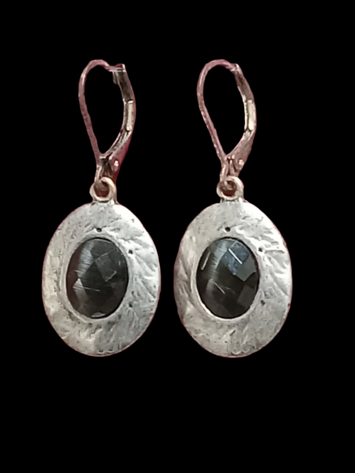 Antique Onyx Capture Earrings
