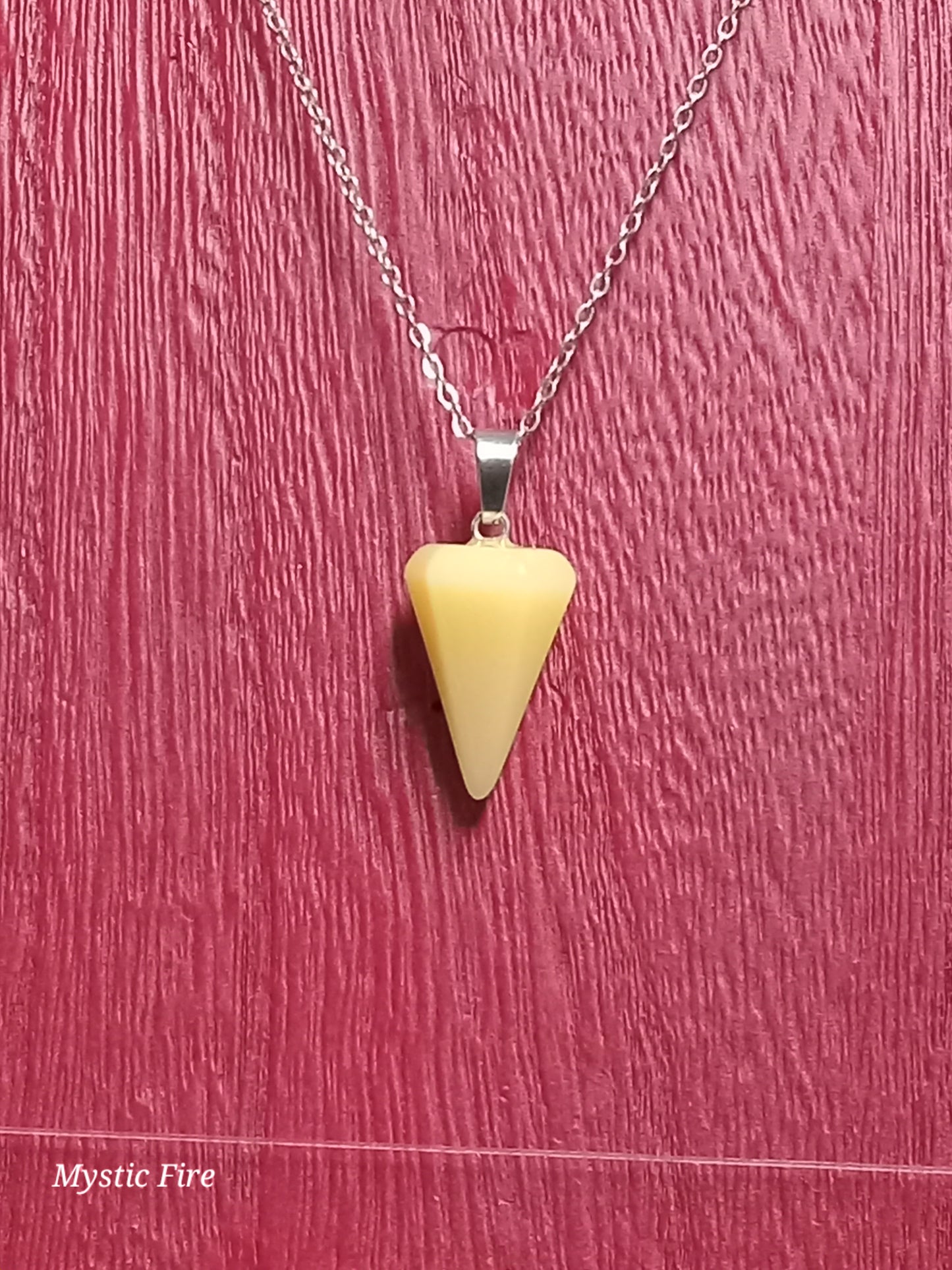 Resin Pendulum Point Necklace