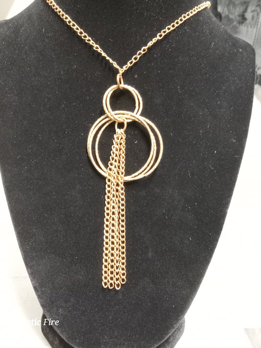 Golden Knots Necklace