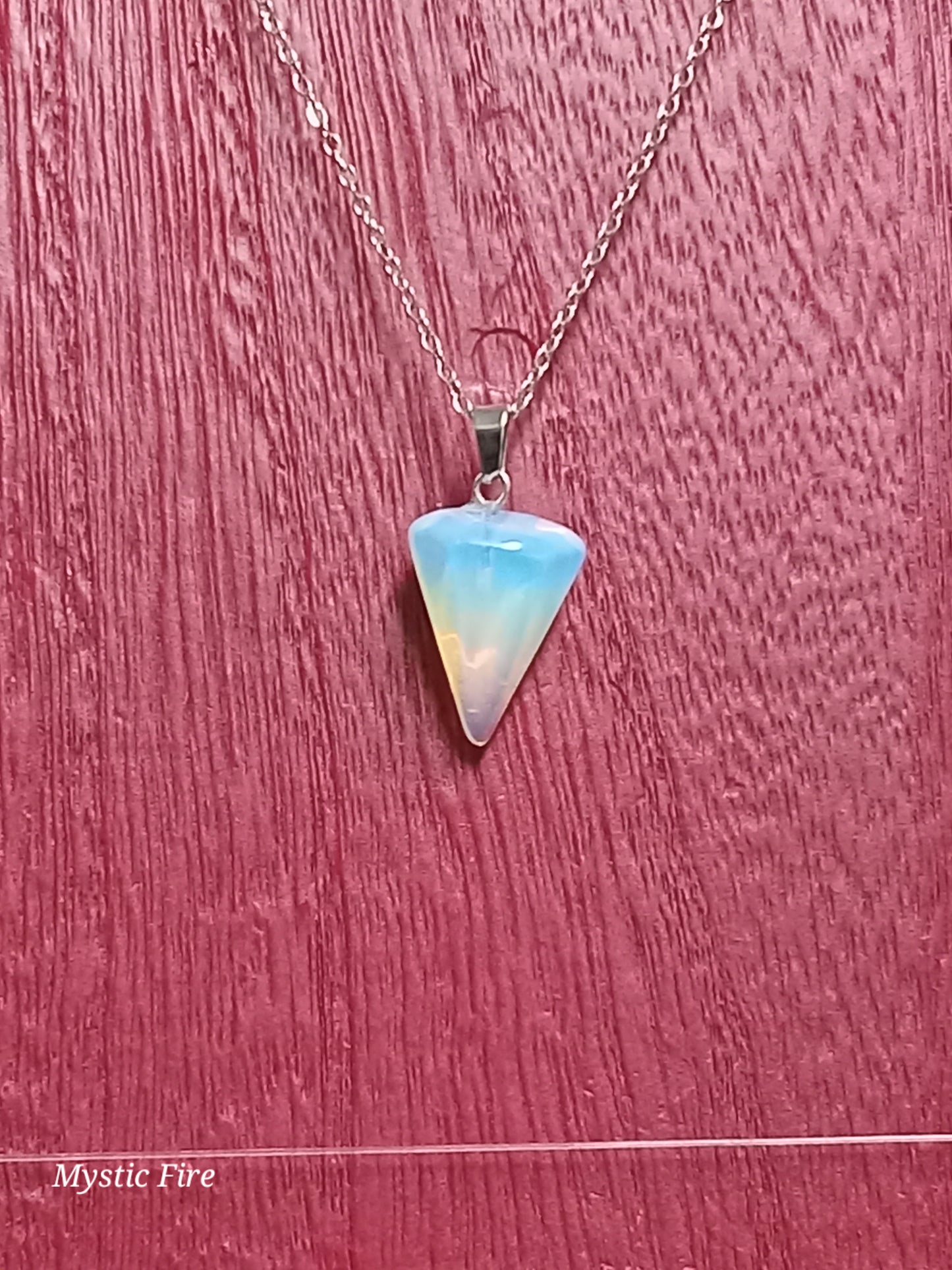 Resin Pendulum Point Necklace